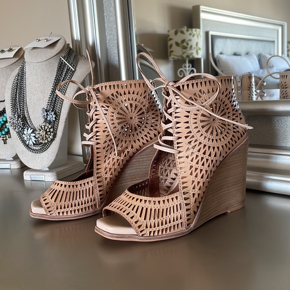 Jeffrey Campbell Wedge Sandals - Picture 4 of 9